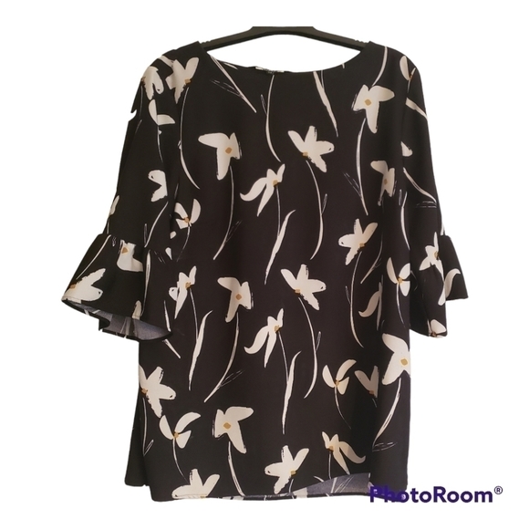 Wrinkle Free Bell Sleeve size 14 The Collection by DEBENA - Picture 1 of 5